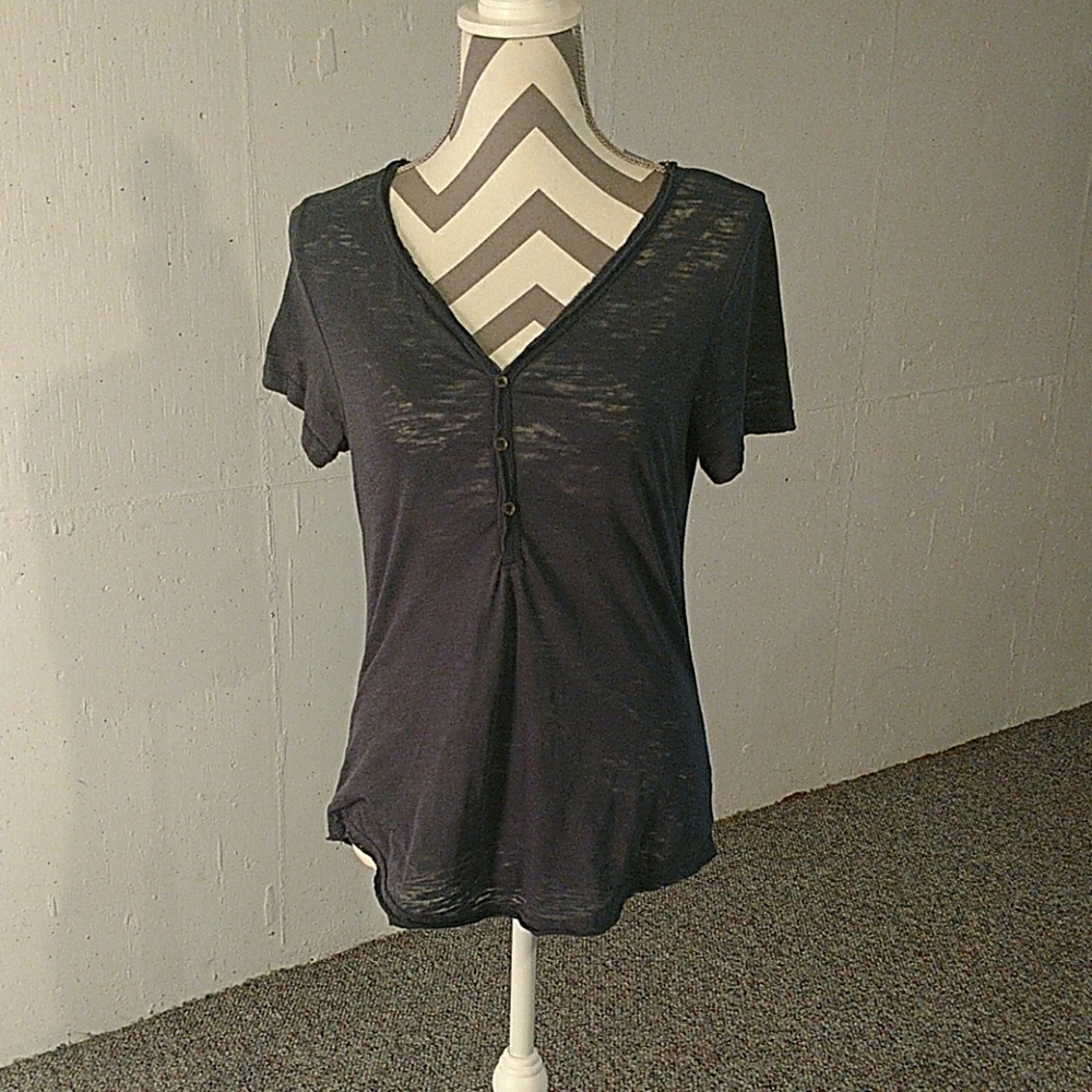 Navy blue laid back t.
